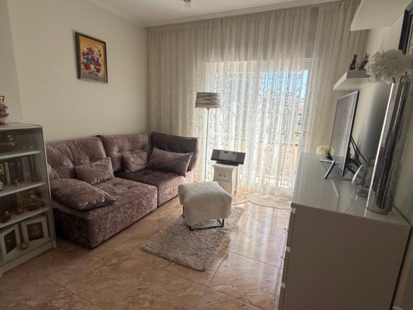 7 Bedroom 4 Bathroom Villa in Torrevieja - Caza De Casa