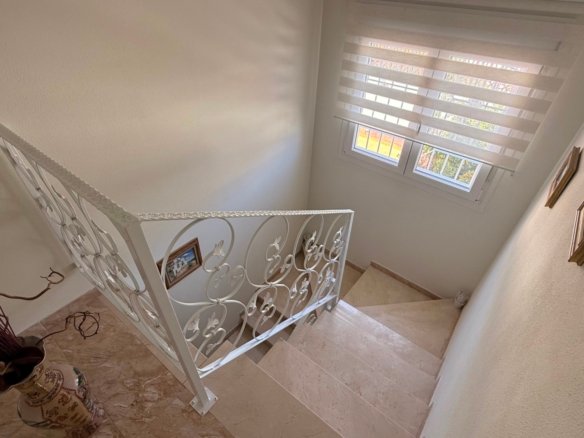 7 Bedroom 4 Bathroom Villa in Torrevieja - Caza De Casa