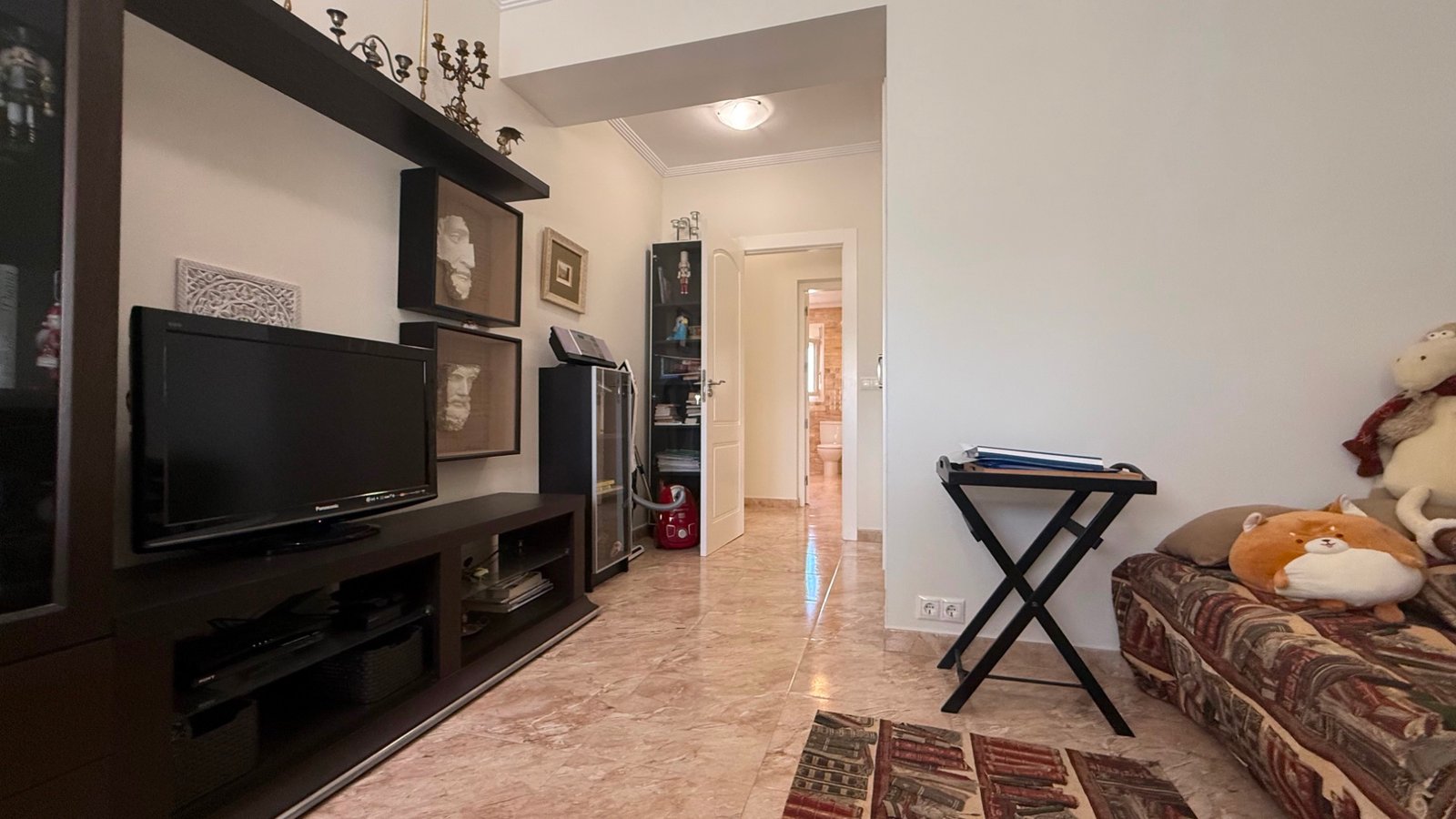 o_1jeu9hdln1rrt1ta41a891lphso04c 7 Bedroom 4 Bathroom Villa in Torrevieja - Caza De Casa
