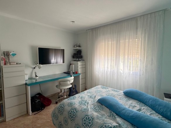 7 Bedroom 4 Bathroom Villa in Torrevieja - Caza De Casa