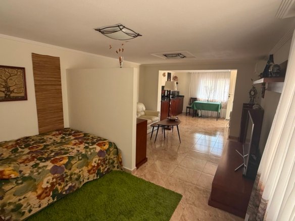 7 Bedroom 4 Bathroom Villa in Torrevieja - Caza De Casa