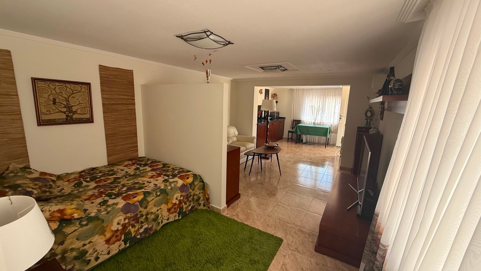 o_1jeu9hdlq1gvrs764jg1lt1cfc54 7 Bedroom 4 Bathroom Villa in Torrevieja - Caza De Casa
