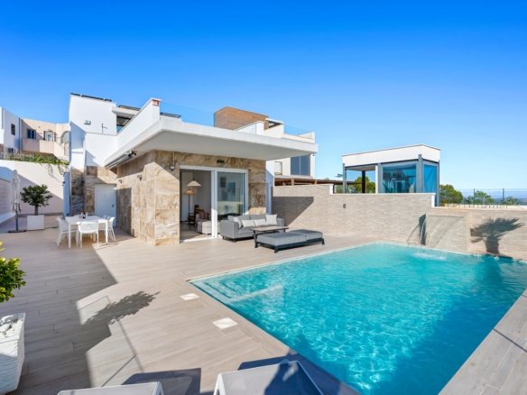 3 Bed 2 Bath Villa in San Miguel de Salinas - Caza De Casa