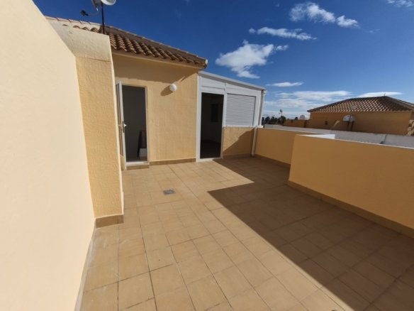 3 Bedroom 2 Bathroom Town House in Rojales - Caza De Casa