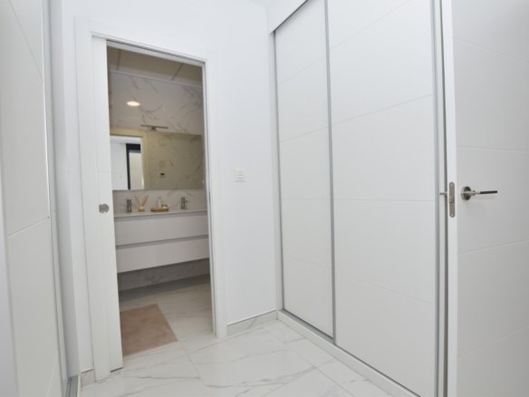 3 Bedroom 3 Bathroom Villa in Los Montesinos - Caza De Casa