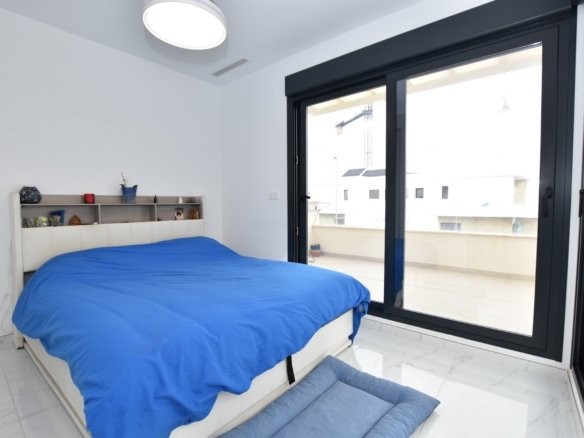 3 Bedroom 3 Bathroom Villa in Los Montesinos - Caza De Casa