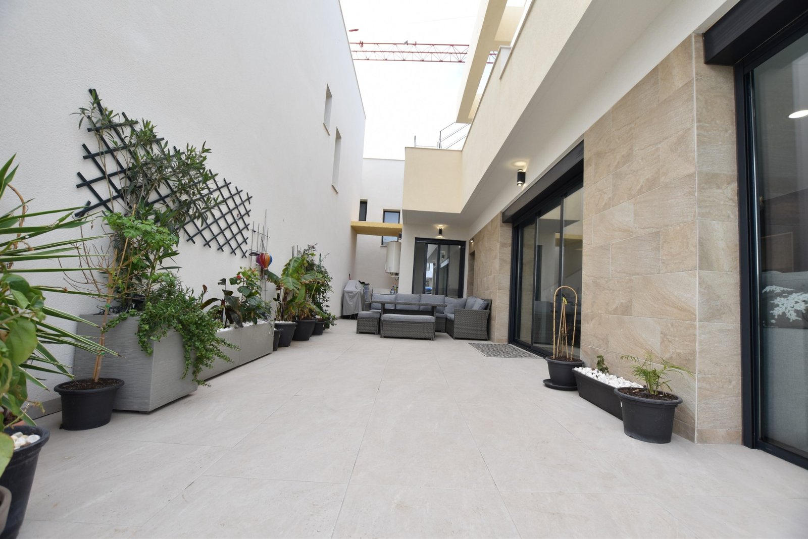 o_1jgf86lgudrf1b97i971dl55r4u 3 Bedroom 3 Bathroom Villa in Los Montesinos - Caza De Casa