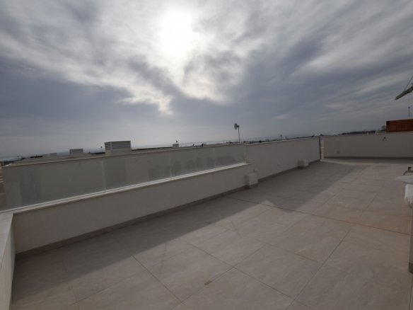 3 Bedroom 3 Bathroom Villa in Los Montesinos - Caza De Casa
