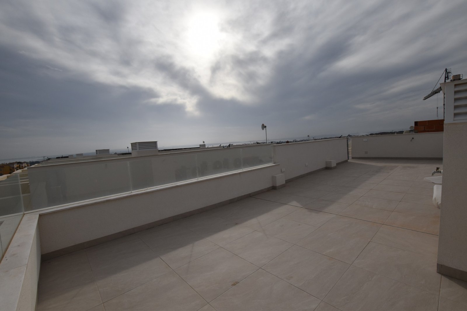 o_1jgf86lguhq0olo1e3415h0dou4h 3 Bedroom 3 Bathroom Villa in Los Montesinos - Caza De Casa