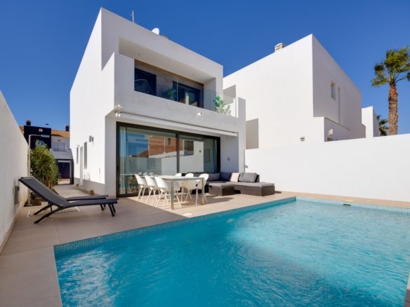 3 Bedroom 2 Bathroom Villa in San Javier - Caza De Casa
