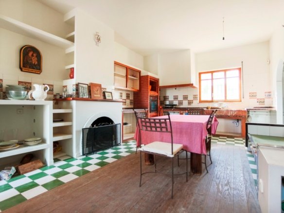 7 Bedroom 3 Bathroom Villa in San Juan De Alicante - Caza De Casa