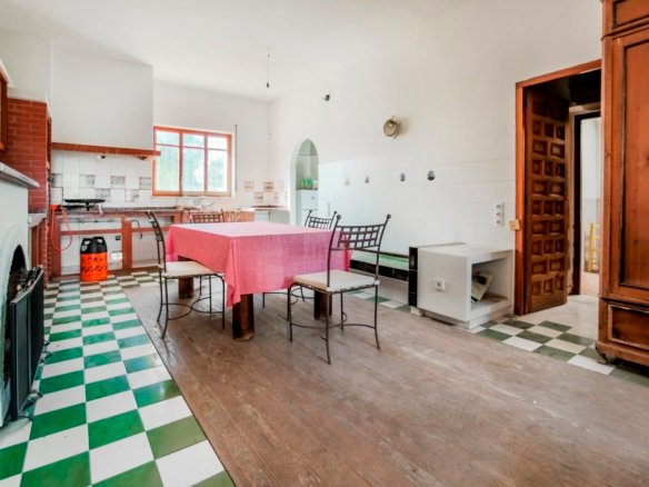 7 Bedroom 3 Bathroom Villa in San Juan De Alicante - Caza De Casa