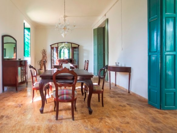 7 Bedroom 3 Bathroom Villa in San Juan De Alicante - Caza De Casa