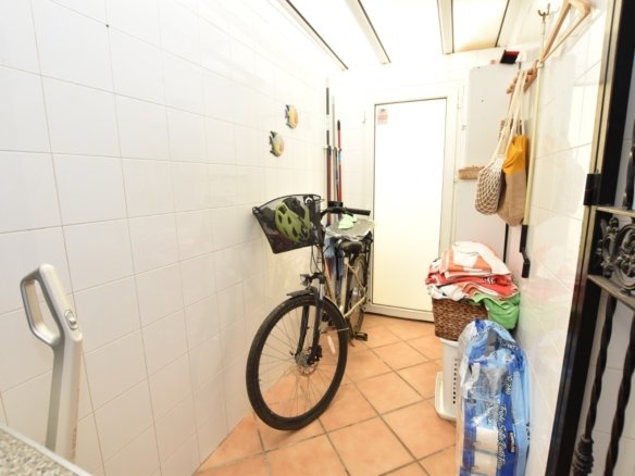 3 Bedroom 2 Bathroom Villa in Orihuela Costa - Caza De Casa