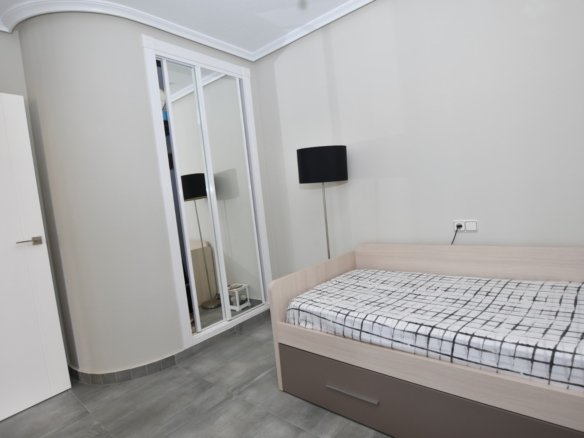 3 Bedroom 2 Bathroom Villa in Orihuela Costa - Caza De Casa