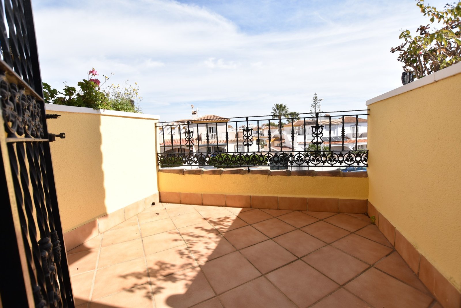 3 Bedroom 2 Bathroom Villa in Orihuela Costa - Caza De Casa