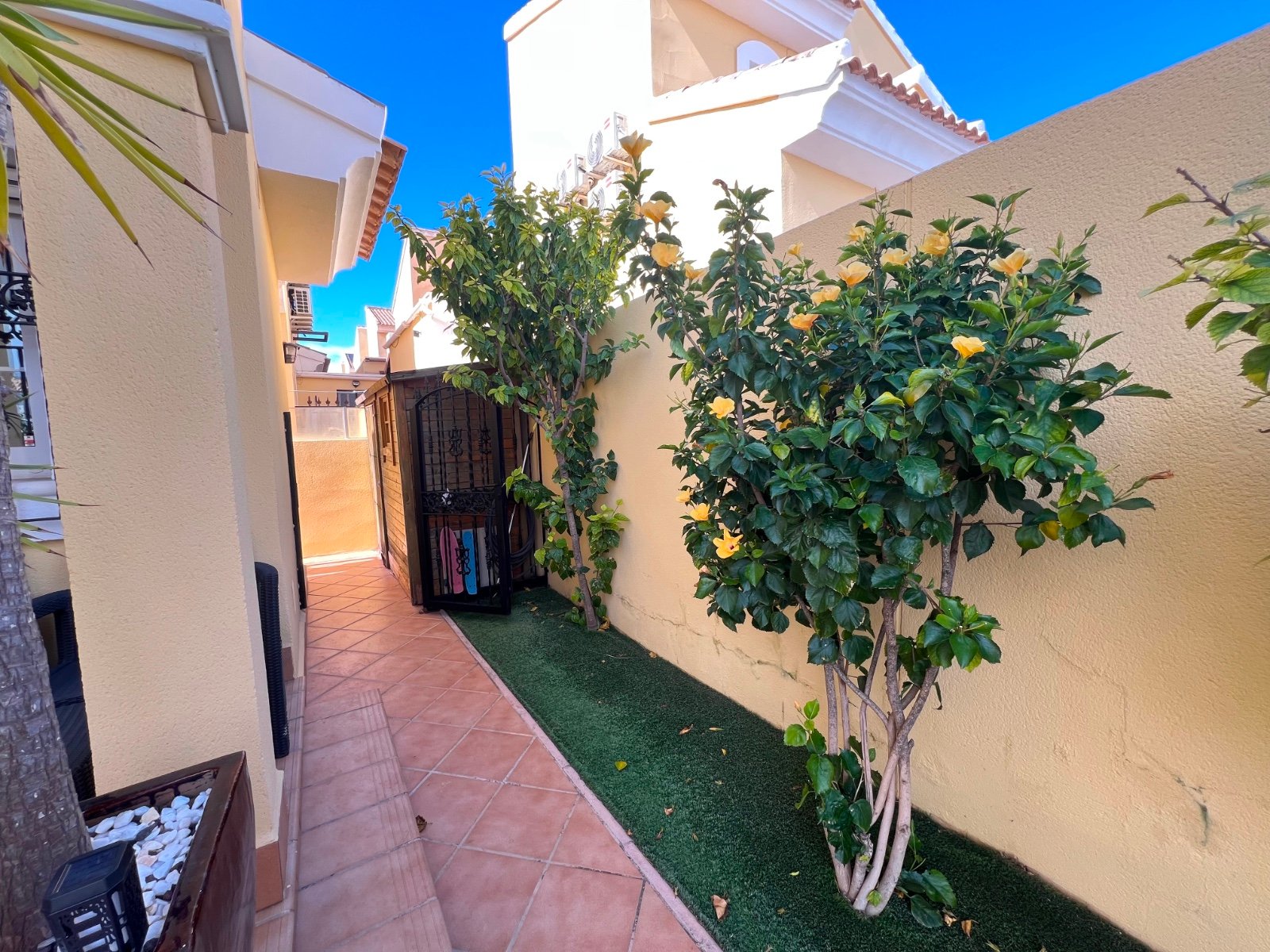 3 Bedroom 2 Bathroom Villa in Orihuela Costa - Caza De Casa