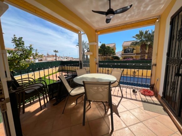 3 Bedroom 2 Bathroom Villa in Orihuela Costa - Caza De Casa