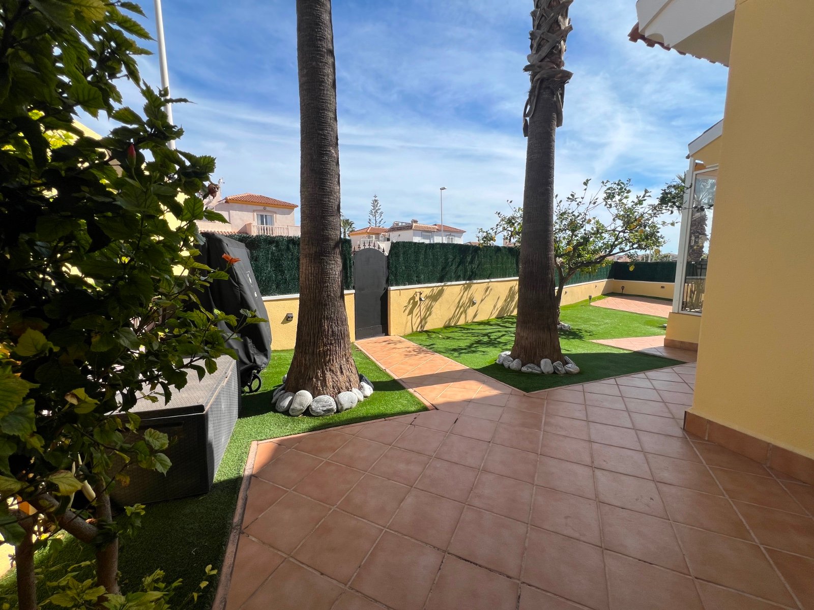 3 Bedroom 2 Bathroom Villa in Orihuela Costa - Caza De Casa