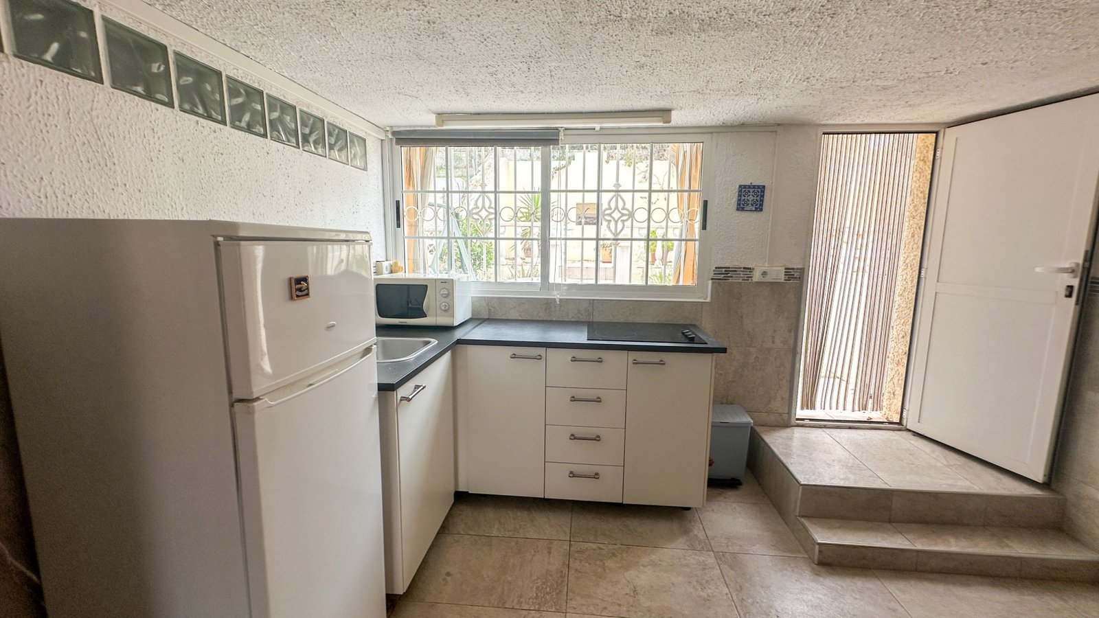 2 Bedroom 2 Bathroom Town House in Torrevieja - Caza De Casa
