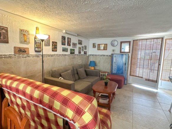 2 Bedroom 2 Bathroom Town House in Torrevieja - Caza De Casa