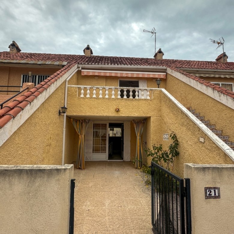 2 Bedroom 2 Bathroom Town House in Torrevieja - Caza De Casa