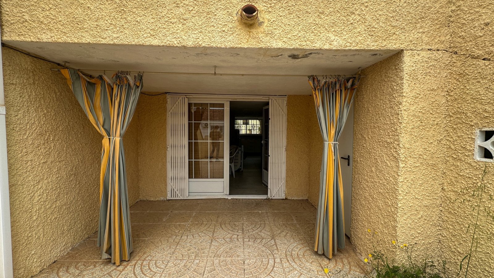 2 Bedroom 2 Bathroom Town House in Torrevieja - Caza De Casa