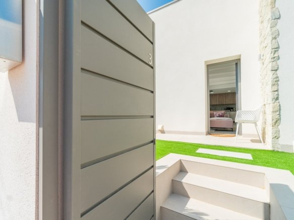 3 Bedroom 2 Bathroom Villa in Orihuela Costa - Caza De Casa