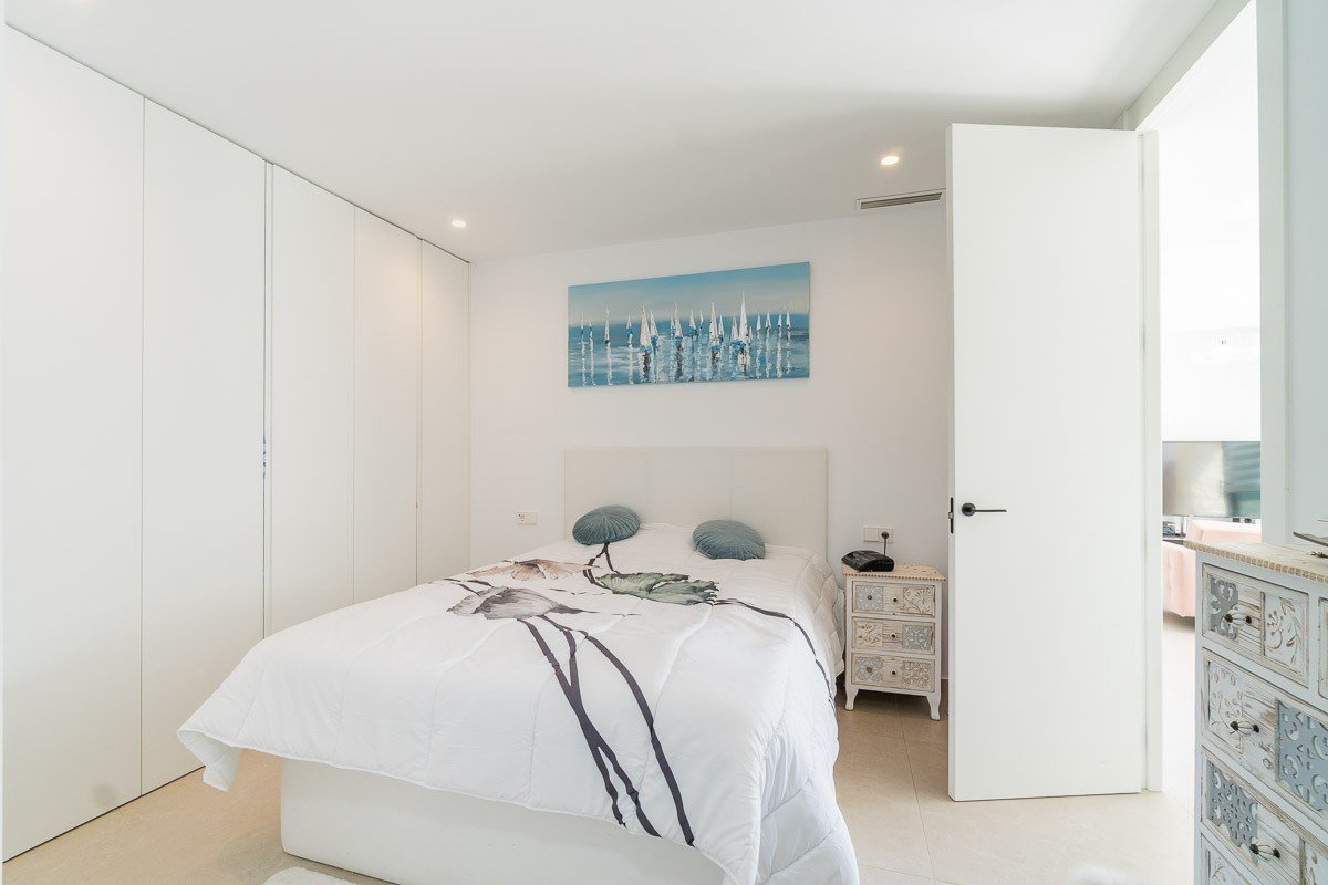 3 Bedroom 2 Bathroom Villa in Orihuela Costa - Caza De Casa