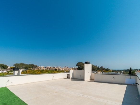 3 Bedroom 2 Bathroom Villa in Orihuela Costa - Caza De Casa