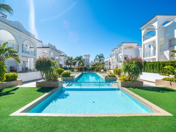 2 Bedroom 2 Bathroom Villa in Ciudad Quesada - Caza De Casa