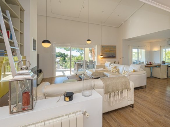 3 Bedroom 3 Bathroom Villa in Altea - Caza De Casa