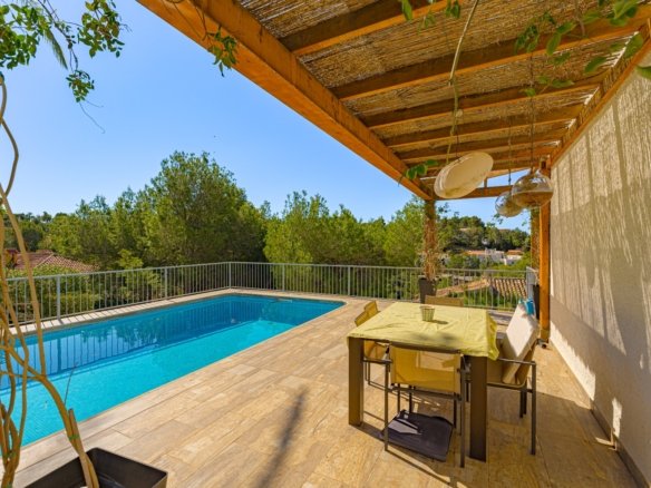 3 Bedroom 3 Bathroom Villa in Altea - Caza De Casa
