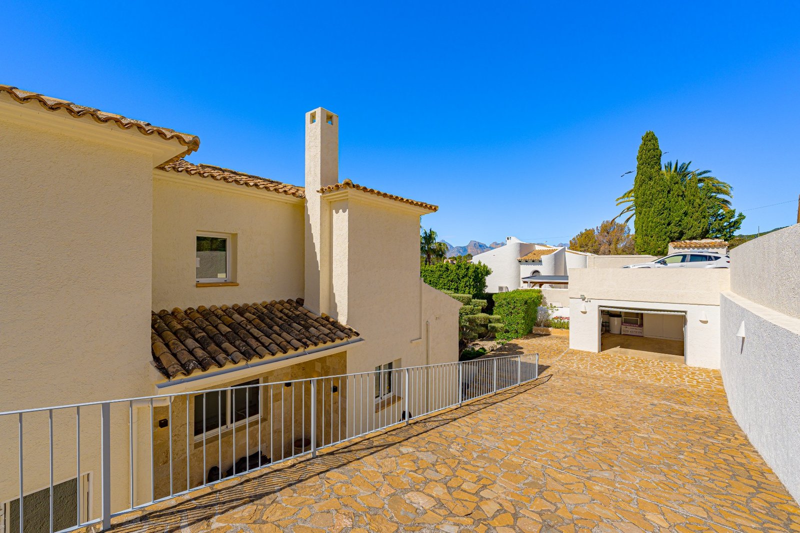 3 Bedroom 3 Bathroom Villa in Altea - Caza De Casa