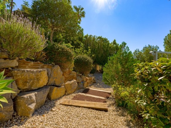 3 Bedroom 3 Bathroom Villa in Altea - Caza De Casa
