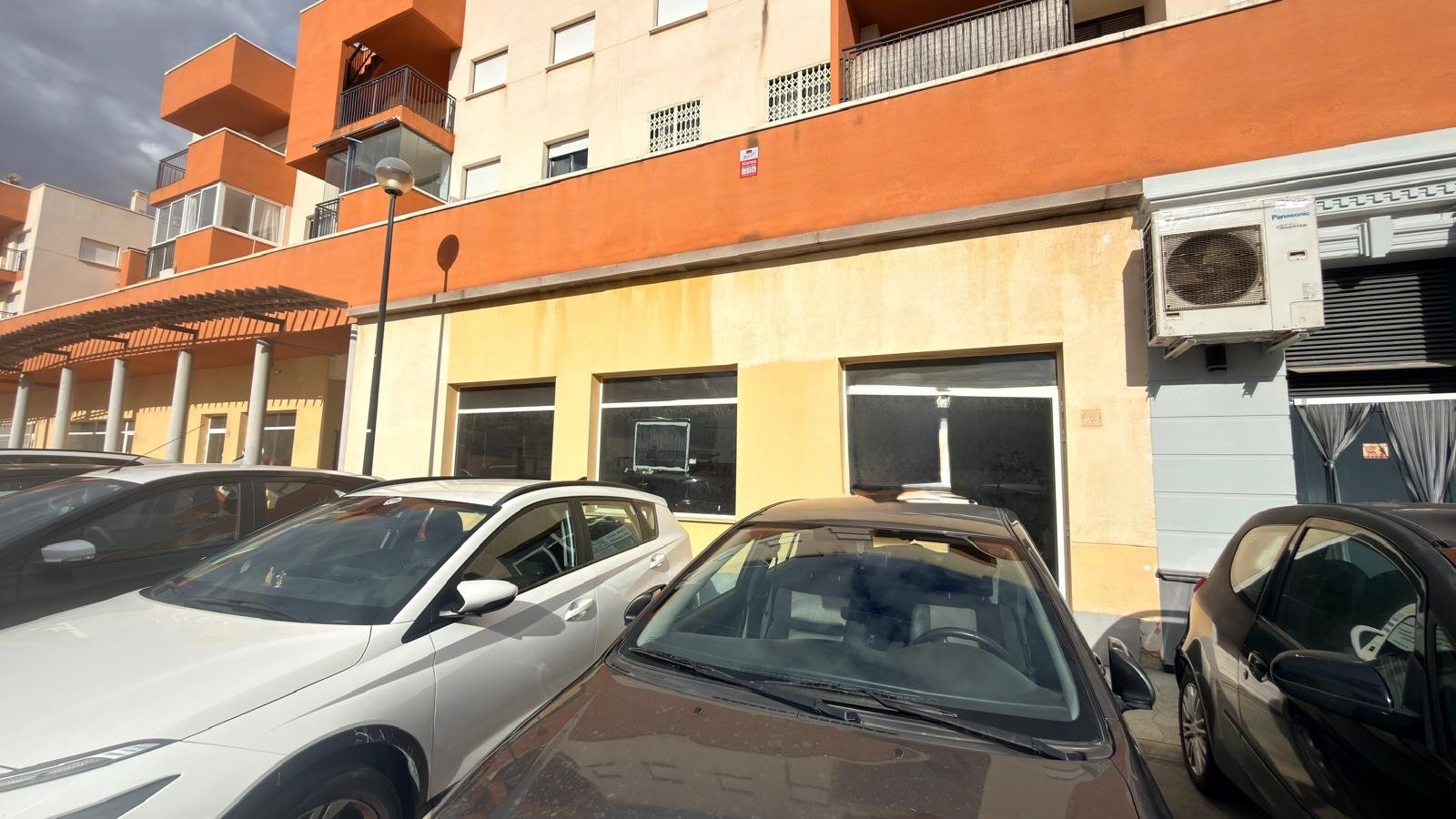 Commercial in Orihuela Costa - Caza De Casa