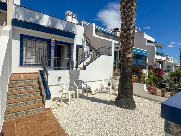 2 Bedroom 1 Bathroom Town House in Orihuela Costa - Caza De Casa