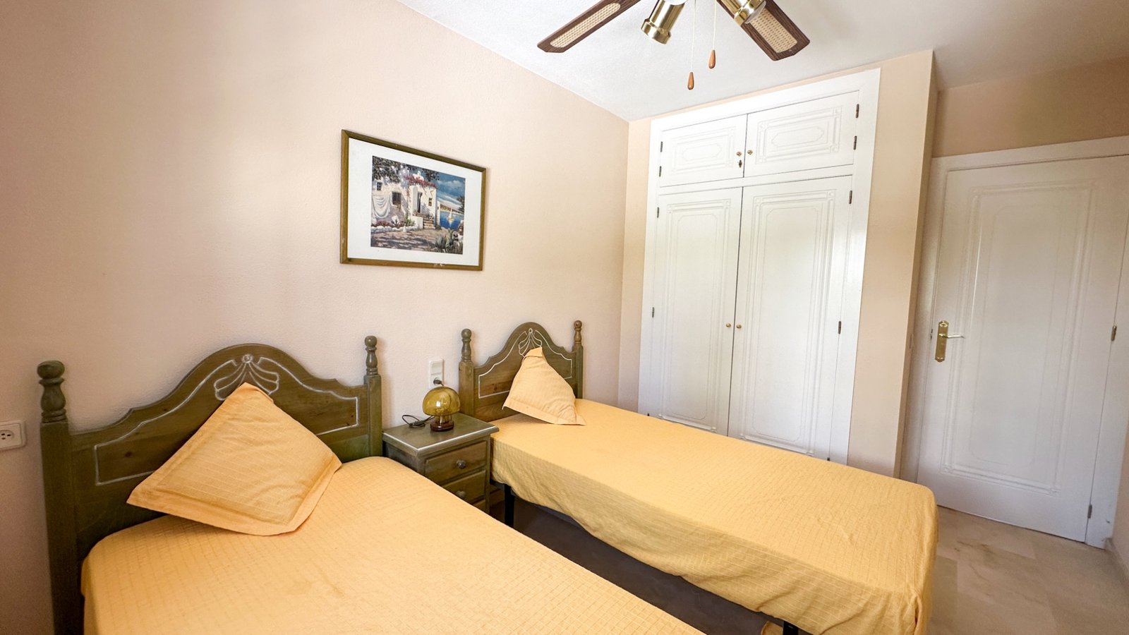 2 Bedroom 1 Bathroom Town House in Orihuela Costa - Caza De Casa