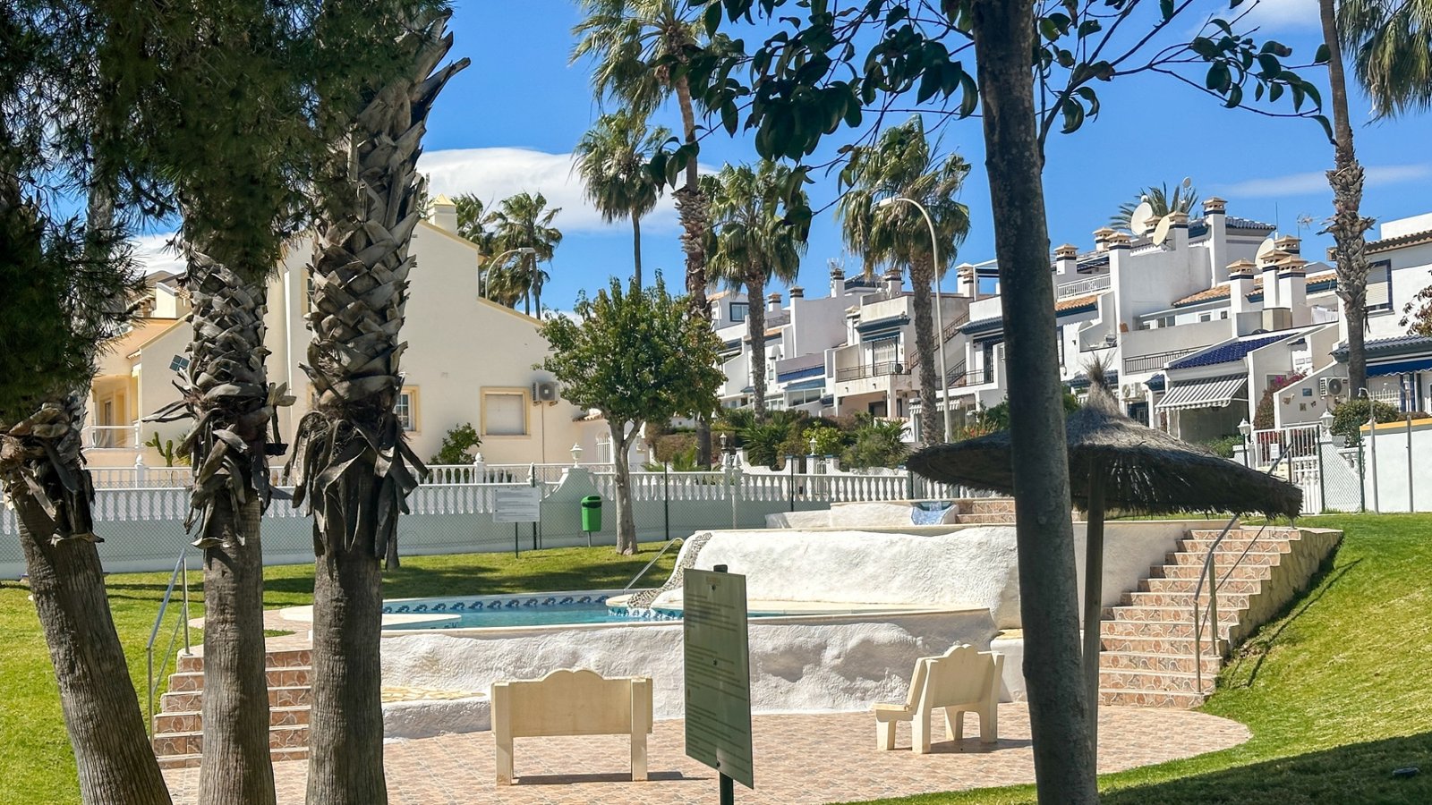 2 Bedroom 1 Bathroom Town House in Orihuela Costa - Caza De Casa