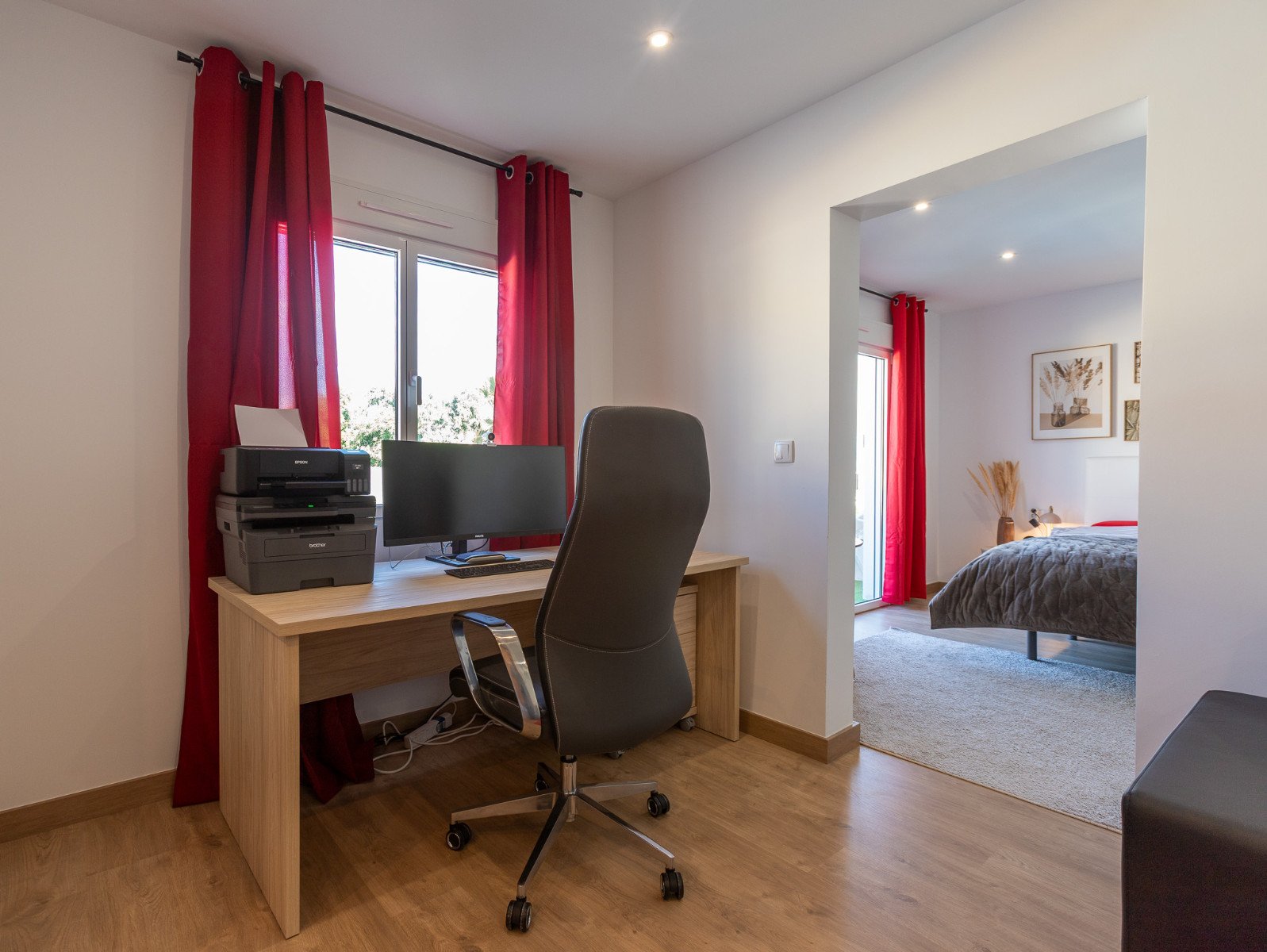 4 Bedroom 3 Bathroom Villa in Los Balcones - Caza De Casa