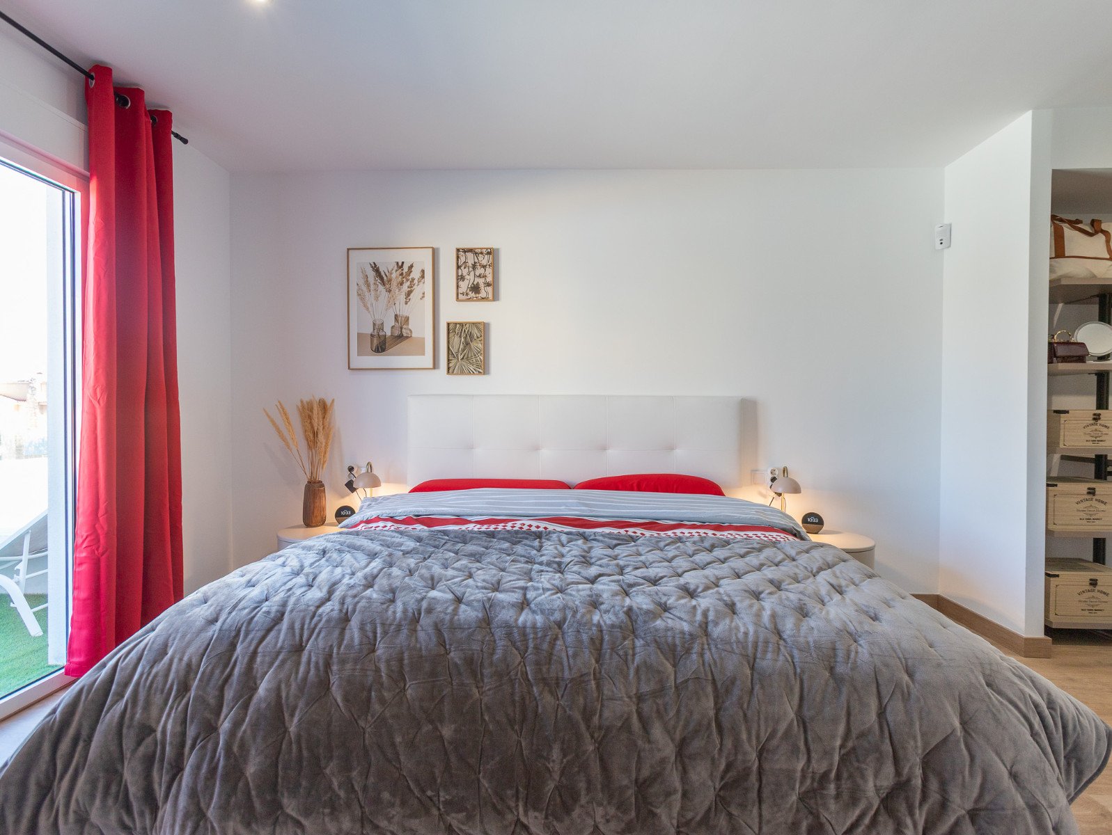 4 Bedroom 3 Bathroom Villa in Los Balcones - Caza De Casa