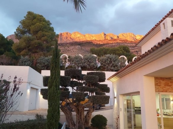 3 Bedroom 3 Bathroom Villa in Altea - Caza De Casa