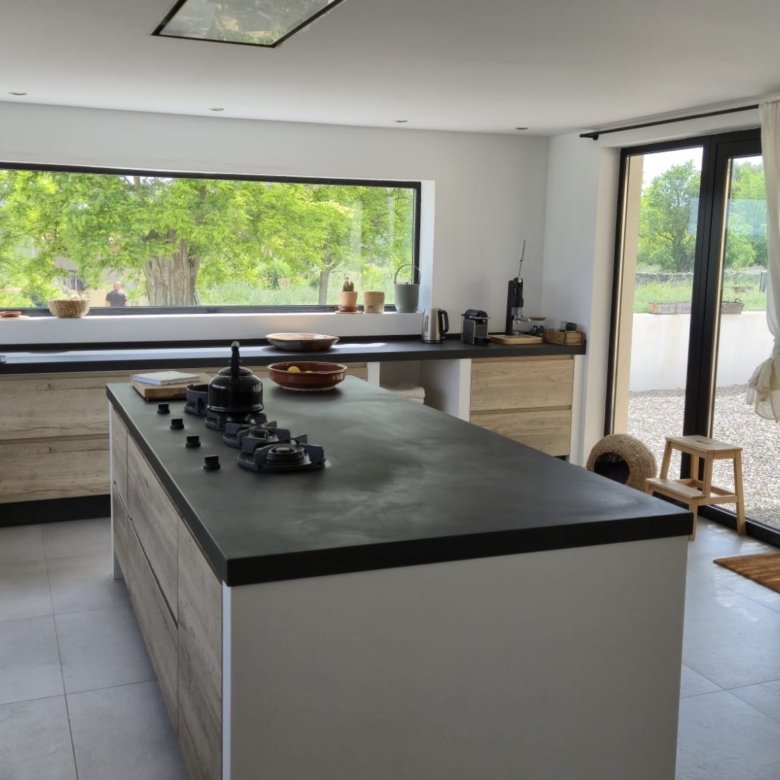 5 Bed 6 Bath Commercial in Almansa - Caza De Casa