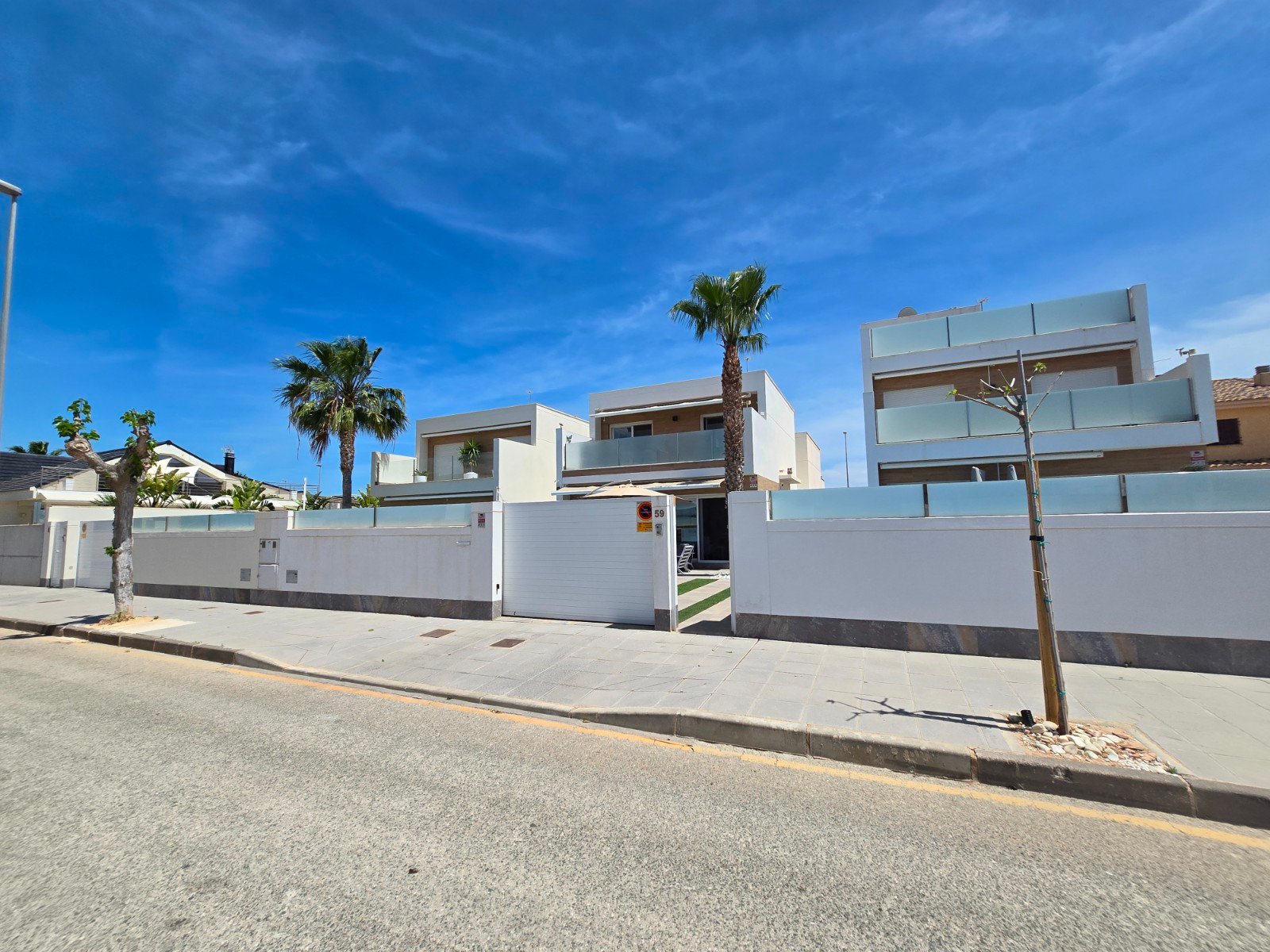 o_1jnsa7vi31p5cuj01n45p8r1rt2j 3 Bedroom 2 Bathroom Villa in Pilar de La Horadada - Caza De Casa