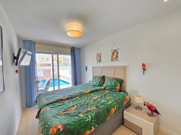 3 Bedroom 2 Bathroom Villa in Pilar de La Horadada - Caza De Casa