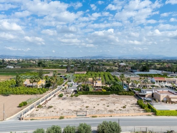 5 Bedroom 3 Bathroom Villa in Elche - Caza De Casa