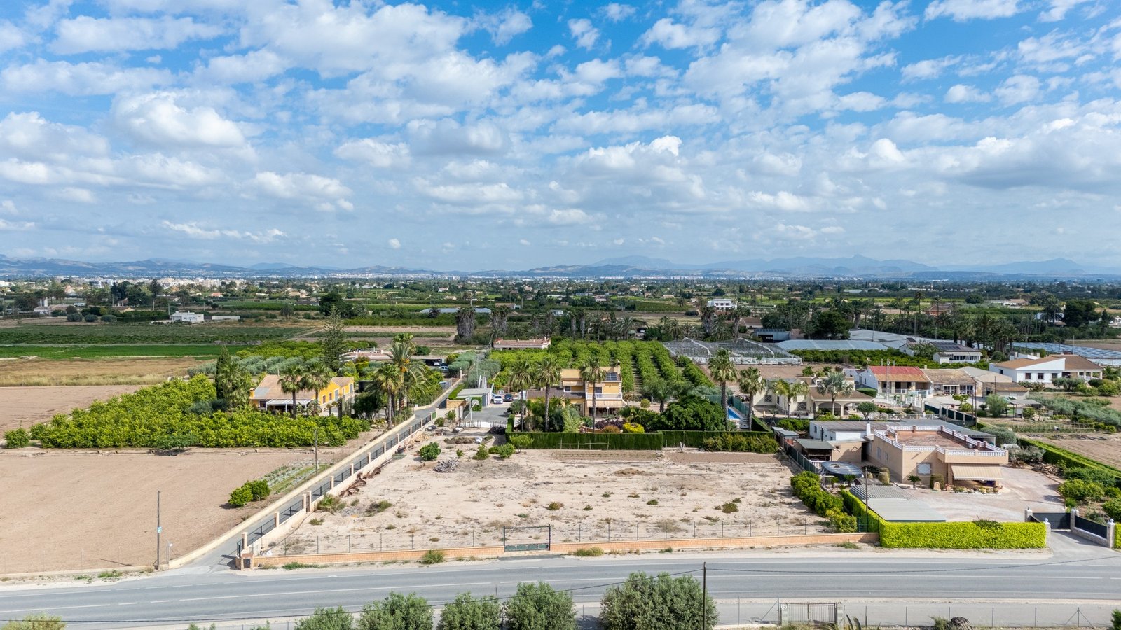 default 5 Bedroom 3 Bathroom Villa in Elche - Caza De Casa
