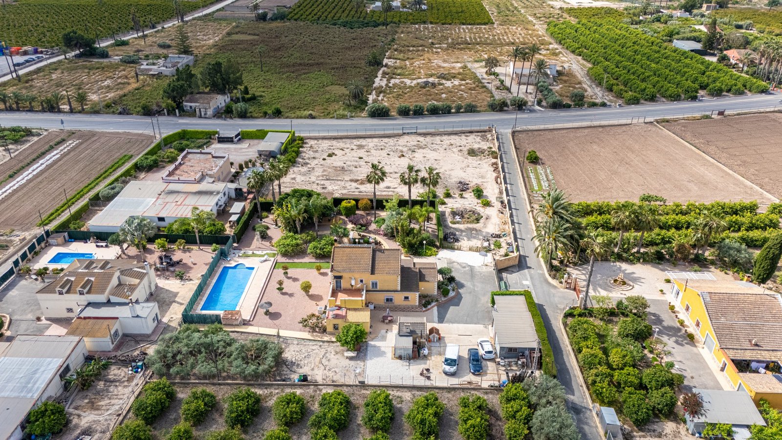 default 5 Bedroom 3 Bathroom Villa in Elche - Caza De Casa