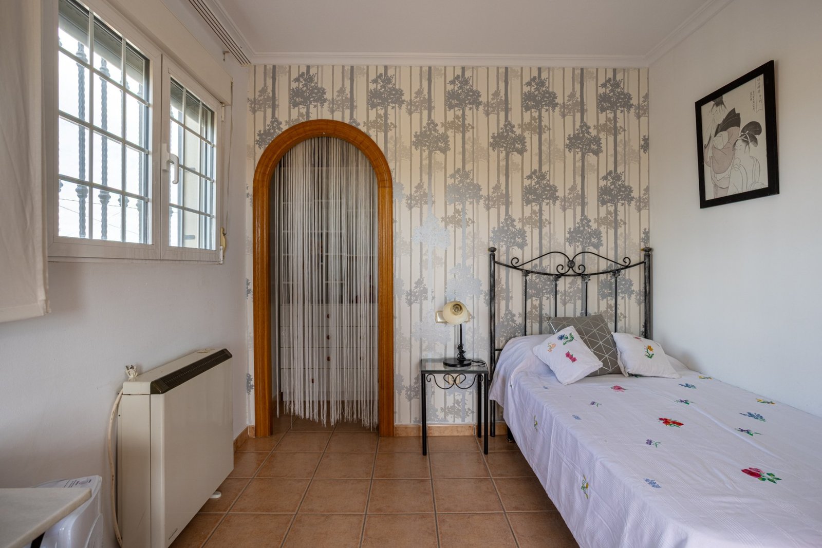 o_1jodp1q3s1ml41p1g1ha51r5od3i3v 5 Bedroom 3 Bathroom Villa in Elche - Caza De Casa