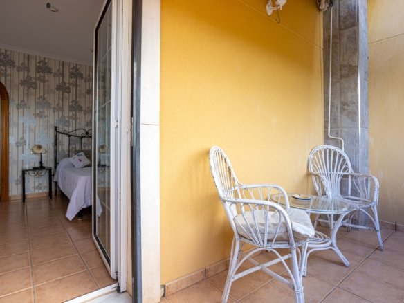 5 Bedroom 3 Bathroom Villa in Elche - Caza De Casa